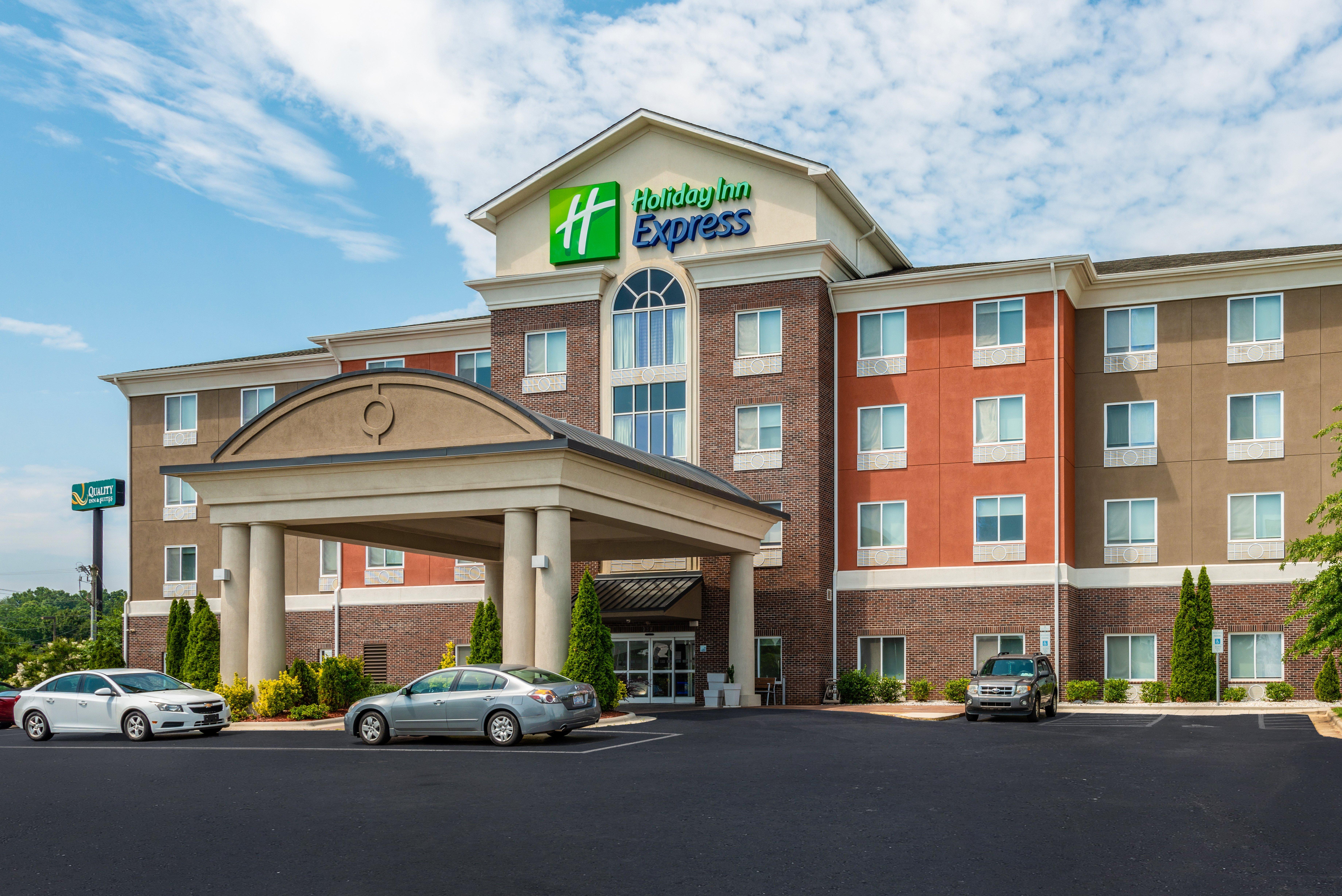 Holiday Inn Express & Suites Statesville Exterior foto